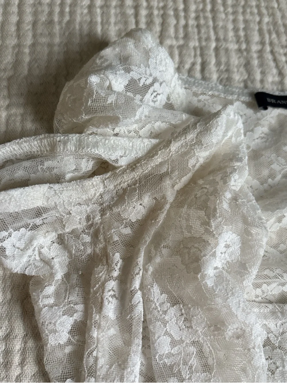 brandy melville white lace tee ˖𓍢ִ໋❀ - Picture 6 of 7